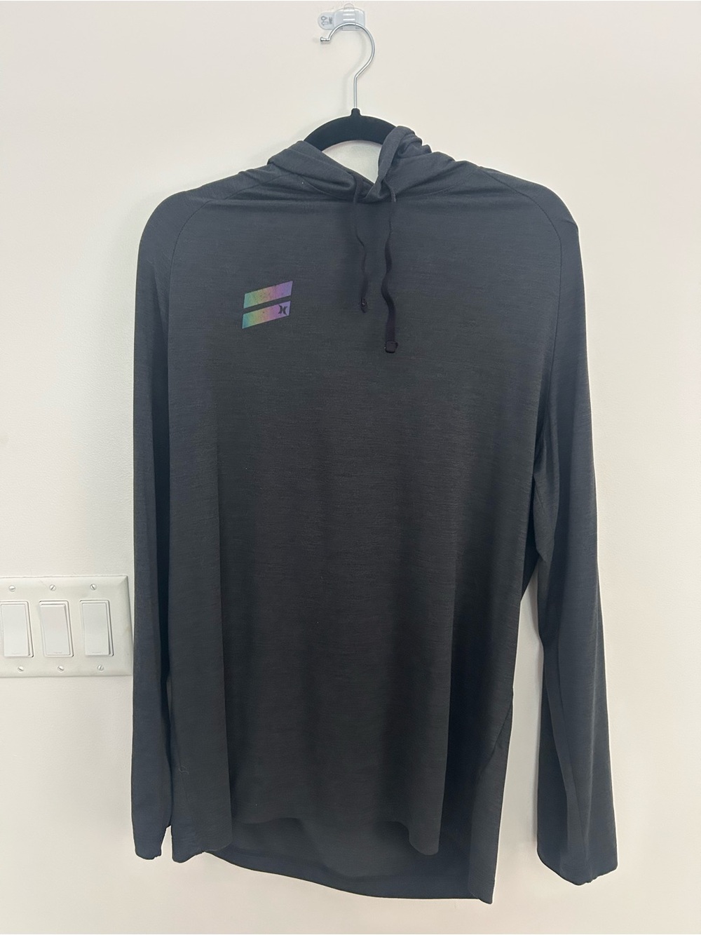 Hurley Men’s Large Lightweight Performance Hooded Shirt Dark Gray Long Sleeve